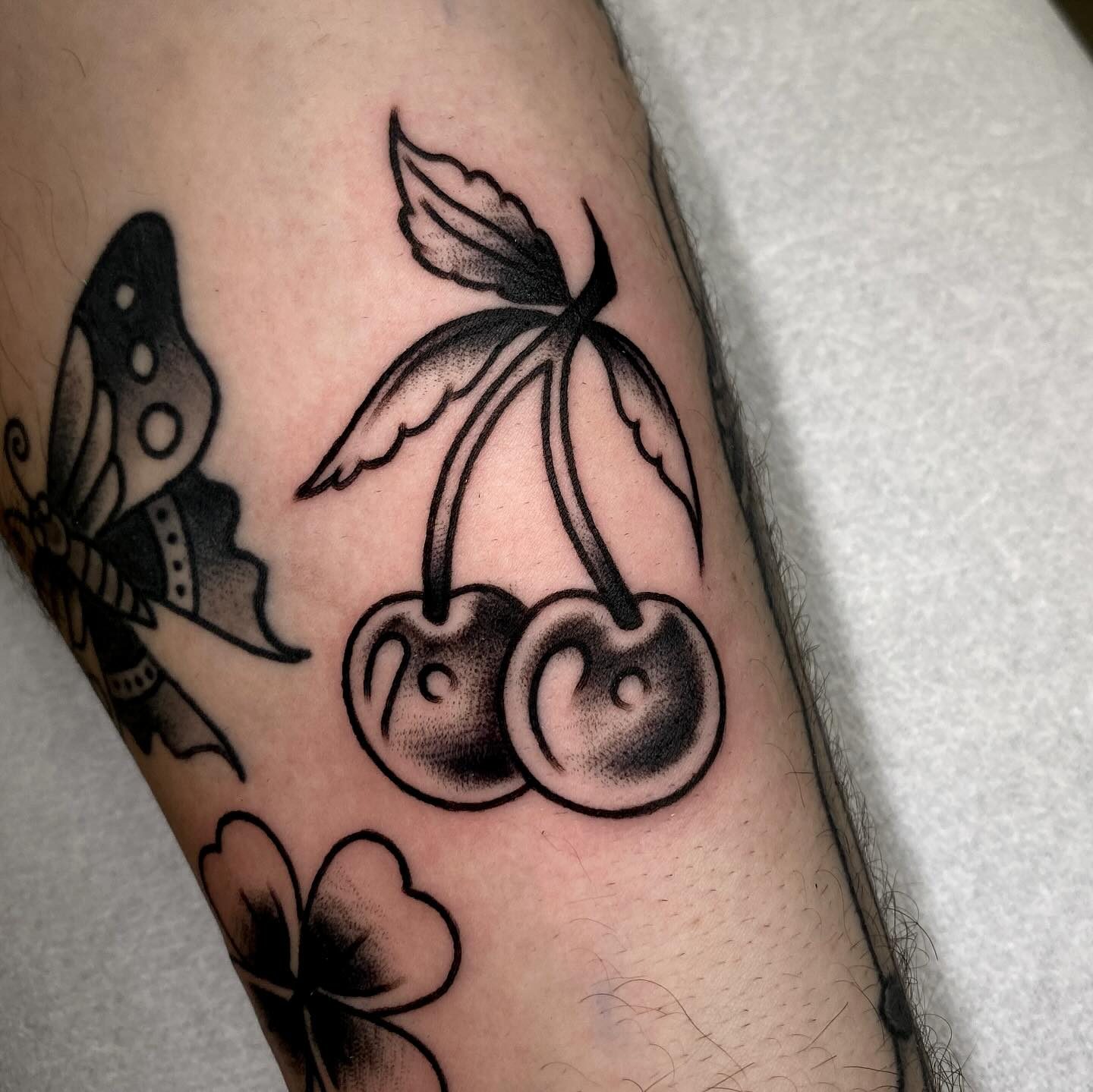 Lily tattoo work at Beach Park Tattoo Kailua